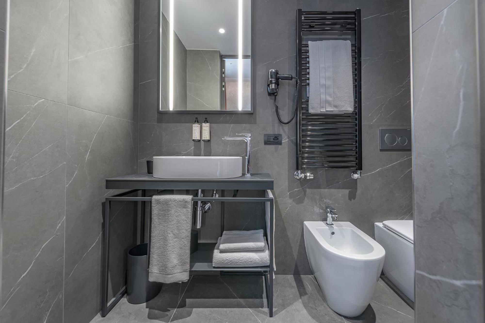 Palazzo Viridis Hotel Milan Exterior photo